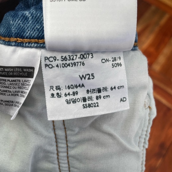 Levi’s 501 shorts size W25 - Picture 5 of 6
